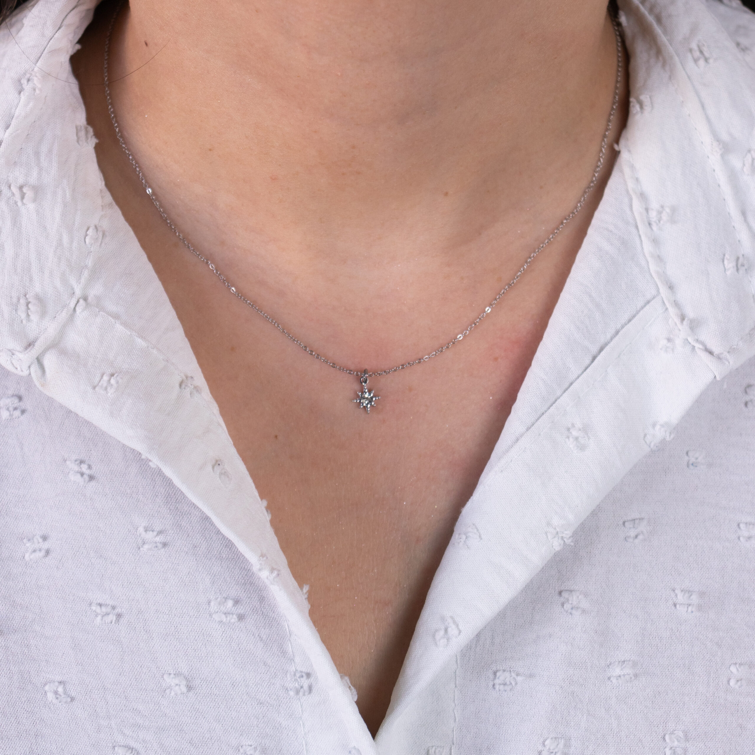 COLAR ESTRELA CADENTE